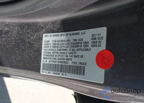 2017 Honda Ridgeline Rtl-E z USA, uszkodzony, nr VIN 5FPYK3F73HB029533